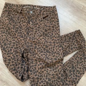BOGO American Eagle leopard jeggings.